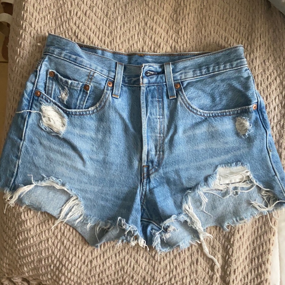 Light ripped denim shorts